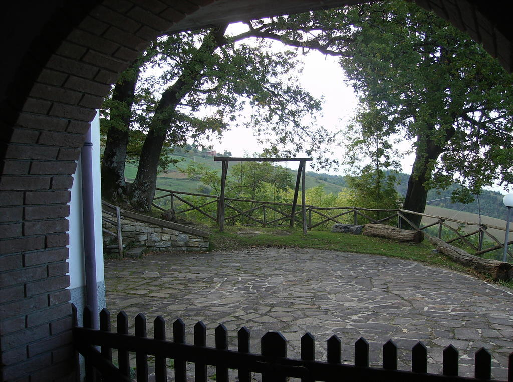 Agriturismo Lu Formaggio Hotell Castelli Eksteriør bilde